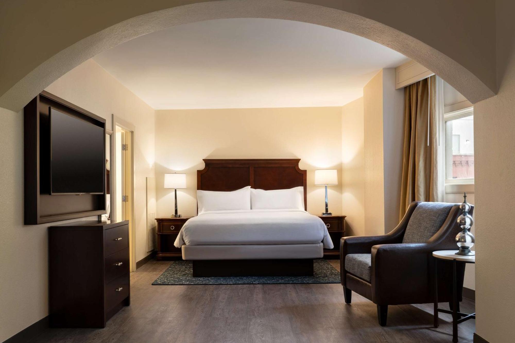 Embassy Suites By Hilton New Orleans Convention Center Ngoại thất bức ảnh