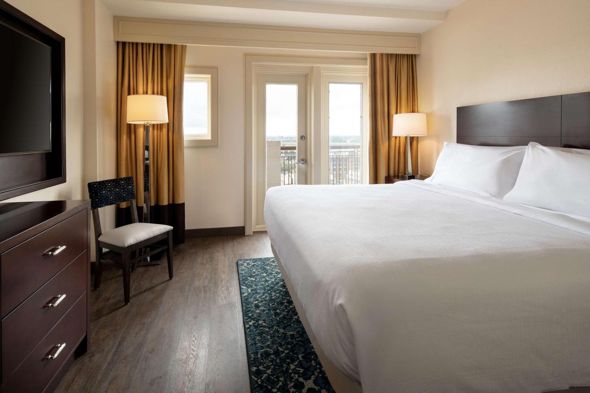 Embassy Suites By Hilton New Orleans Convention Center Ngoại thất bức ảnh