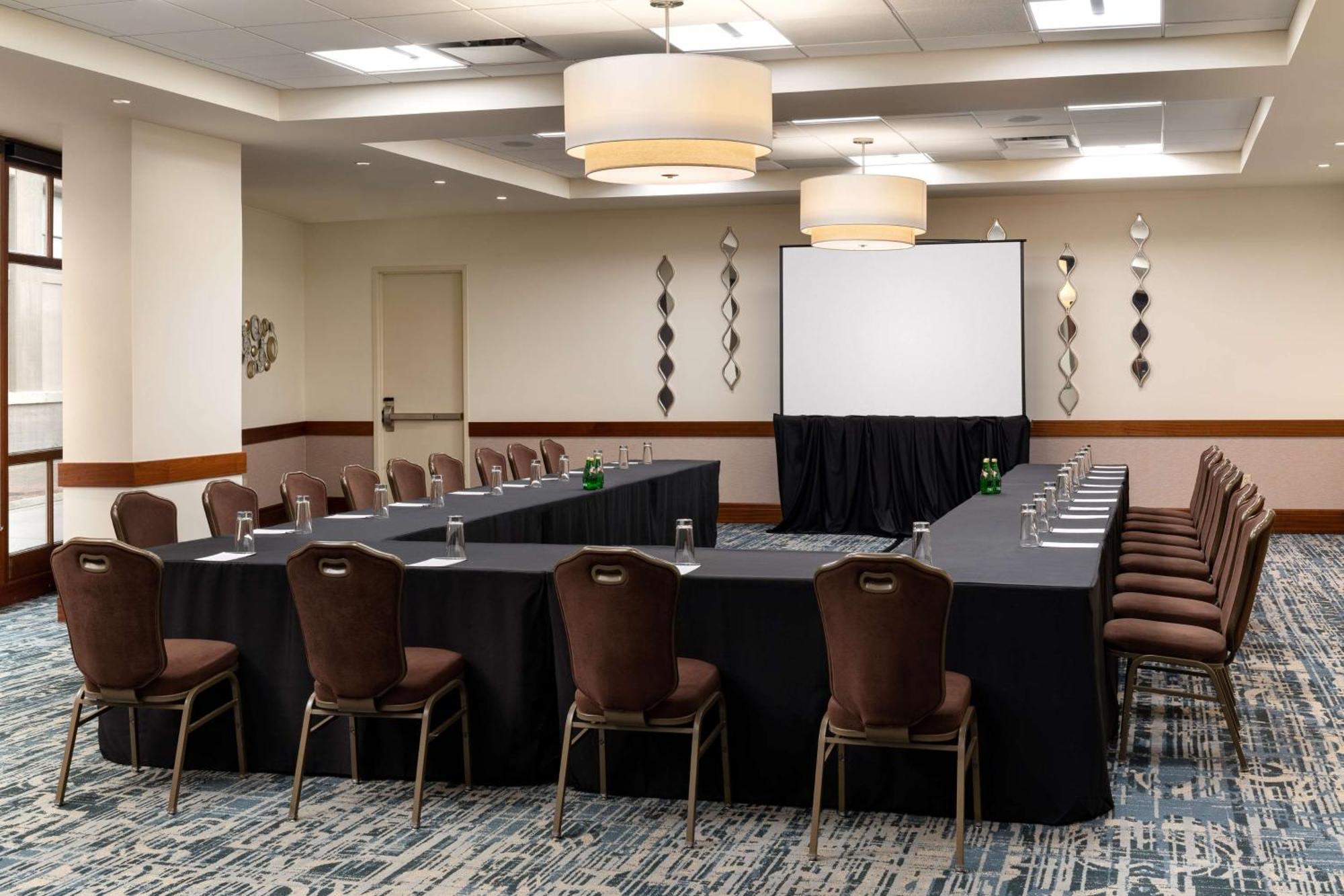 Embassy Suites By Hilton New Orleans Convention Center Ngoại thất bức ảnh